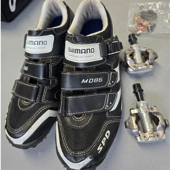 Shimano Other - Shimano SPD Cycling Shoes Size 42 + Shimano Clipless Pedals Bundle MTB Road